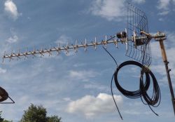 Antena Yagi MIMO LTE Banda 8, 20, 28 - Telefonie Mobila, 2 Polarizari (16+14 dBi)