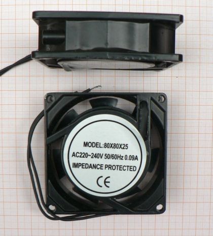 Ventilator 80x80x25mm 220 v