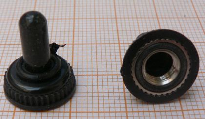 Capac cauciucat, antiumezeala pentru nitrerupatoarele cu tija fi 5mm