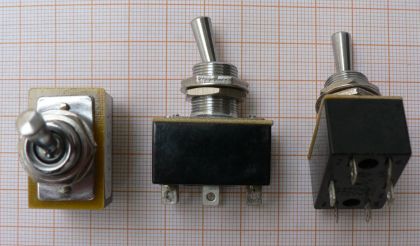 Intrerupator cu tija ON-OFF, 3A/250V, 2x2circ/6pol, 18x28x20mm, cu retinere