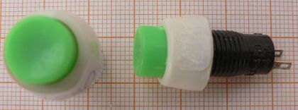 Push buton Off-On, verde, 1circ/2pol, 2A/250V, 15x27mm, fi10mm, -, cu retinere