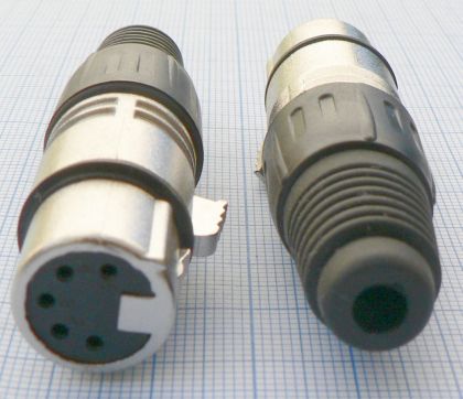 Mufa XLR 5 pini, mama, 3,9mm, pe cablu