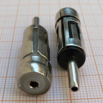 Adaptor/reductie antena auto tata lung - mama 90°