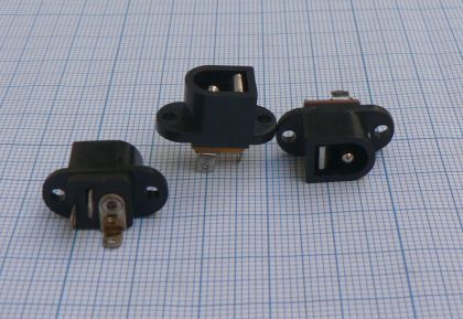 Mufa/conector DC mama, pe panou, 2,1mm (metalic integral, cu gaura)