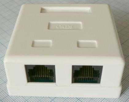 Priza UTP rj 45 dubla, cat 6