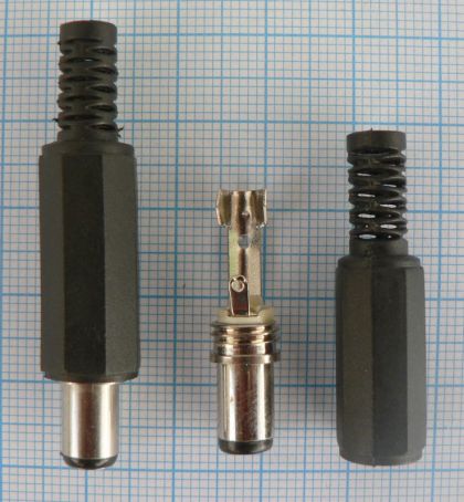 Mufa/conector DC tata 3,1x5,5x10mm, cablu 5mm