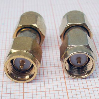 Adaptor/reductie SMA tata - SMA tata