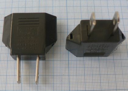 Adaptor de retea, priza europa - priza plata SUA/UK, fara impamantare