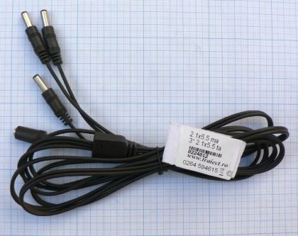 Cablu pentru surse DC mama 2,1x5,5mm - 3x DC tata 2,1x5,5mm, 2m