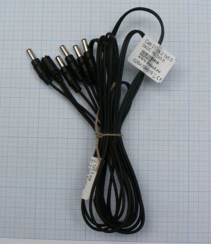 Cablu pentru surse DC mama 2,1x5,5mm - 5x DC tata 2,1x5,6mm, 2m