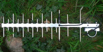Antena pentru amplificare de semnal,  800-3000 Mhz, 14 dBi