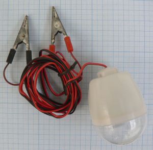 Lampa auto cu bec 12Led cu crocodili pentru iluminare la acum. auto