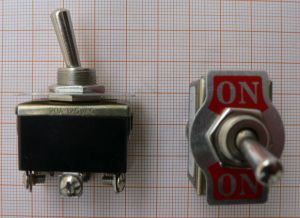 Intrerupator cu tija ON-ON, 2x2circ/6pol, 15A/250V,  cu retinere