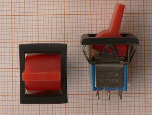 Intrerupator cu tija On-Off-On, nichelat, 2x2circ/6pol/3poz, 3A/250V, 16,2x12,2mm