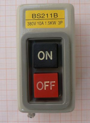 Push buton retea, gri, BSR 111B, 380V/1,5kW/3P, 80x43x43mm