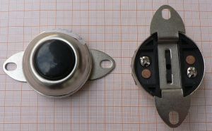 Push buton Off-On, metalic, 6A/12V, 57x40,5x22mm, cu gauri de prindere