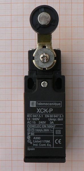 Limitator_micro cu lamela si rola Negru 3A/250V/111*51*31mm