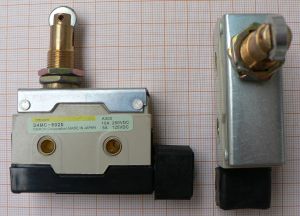Limitator_micro cu rola gri L 33 A/0V/0*1*3mm