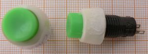 Push buton Off-On, verde, 1circ/2pol, 2A/250V, 15x27mm, fi10mm, -, cu retinere