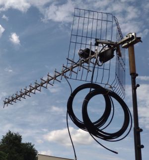 Antena Yagi MIMO LTE Banda 8, 20, 28 - Telefonie Mobila, 2 Polarizari (16+14 dBi)