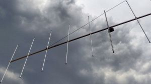 Antena Yagi 7 Elemente dipol inchis pentru comunicatii 148-150 MHz - Castig 12 dBi
