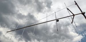 Antena Yagi 7 Elemente dipol inchis pentru comunicatii 148-150 MHz - Castig 12 dBi