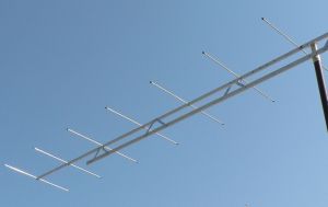 Antena pentru amplificare semnal, 430-440MHz/70cm, castig 17,7dBi