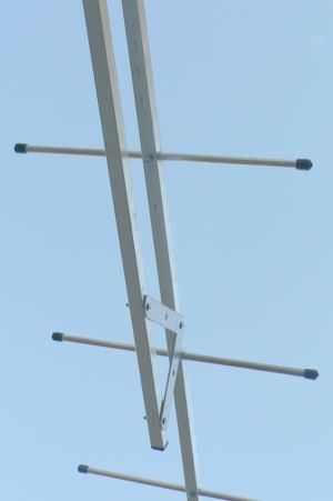 Antena pentru amplificare semnal, 430-440MHz/70cm, castig 17,7dBi