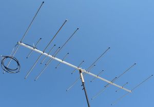 Antena Yagi comunicatii, 6/10 elemente, banda 2m/70cm, polarizare orizontala