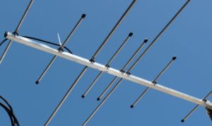 Antena Yagi comunicatii, 6/10 elemente, banda 2m/70cm, polarizare orizontala