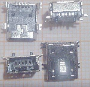 Mufa mini video mama, 5 pini, pe placa