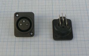 Mufa XLR-3, mama, panou