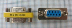 Adaptor/reductie DSUB 9 pini mama - DSUB 9 pini mama