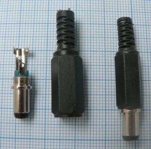 Mufa/conector DC tata 1,5x5,5x10mm, cablu 5mm
