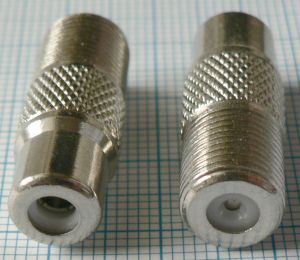 Adaptor/reductie F mama - RCA mama