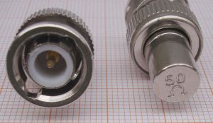 Inchizator BNC tata, 50 Ohm