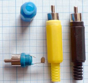 Mufa RCA tata, alb, pe cablu 5mm