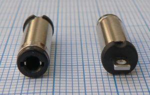 Mufa/conector DC tata 2,1x5,5x10mm, fara carcasa, cu lamela elastica