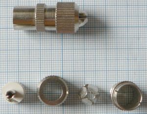 Mufa TV mama, pe cablu 8,3mm