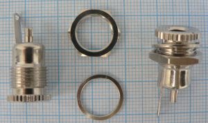 Mufa/conector DC mama, pe panou, 2,5mm (model metalic integral)