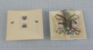 Priza telefon bistandard