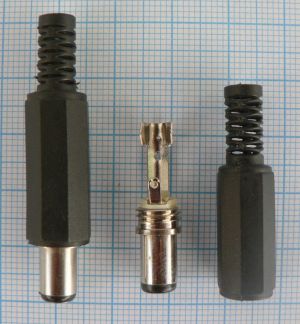 Mufa/conector DC tata 3,1x5,5x10mm, cablu 5mm