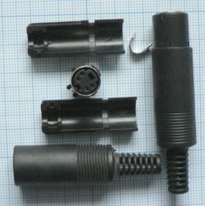 Mufa S-VHS mama 4 pini pe cablu 5.5mm
