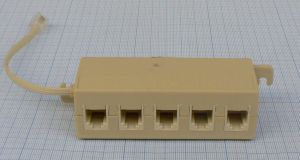 Adaptor/reductie telefonic, 1x IN cu 5x OUT mama