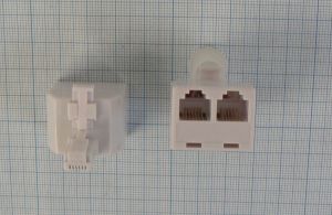 Adaptor/reductie telefonic, 6/4 IN tata - 2x OUT mama 6/4