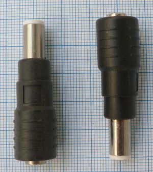 Mufa adaptoare tip reductie DC, 7,5x0,9x13,5mm tata - 2,5x5,5x10mm mama