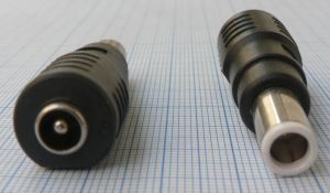 Mufa adaptoare tip reductie DC, 7,5x0,9x13,5mm tata - 2,5x5,5x10mm mama