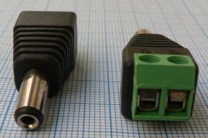 Mufa adaptoare tip reductie DC, 2,5x5,5x10mm tata, cu surub pentru fire