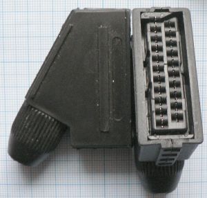 Mufa SCART mama, pe cablu 9mm