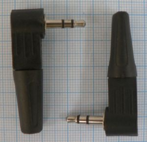 Mufa jack tata 3,5mm stereo, la 90°, pe cablu 8mm